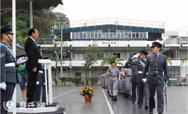 中国梦践行者丨香港航空青年团结业会操_龚俊龙检阅_李国荣陪同