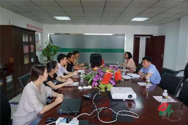 高新区主要负责人调研园区企业党建工作.jpg