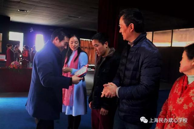 架起家校桥梁，打通心灵管道 ——斌心学校家长委员会成立记