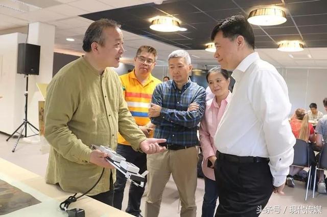 枣庄的这位书法家把中华文化带到荷兰