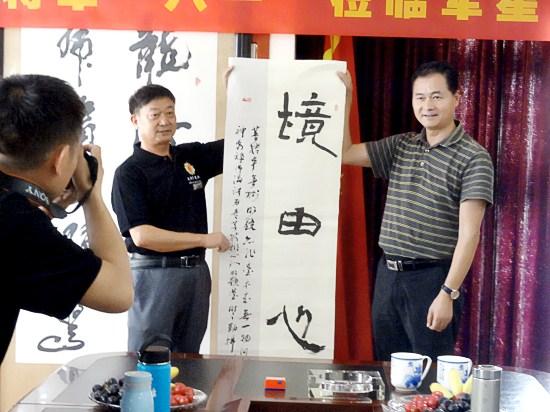 疆场真英雄商场亦豪杰 复转军人创业将军挂心间
