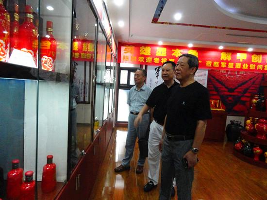 疆场真英雄商场亦豪杰 复转军人创业将军挂心间